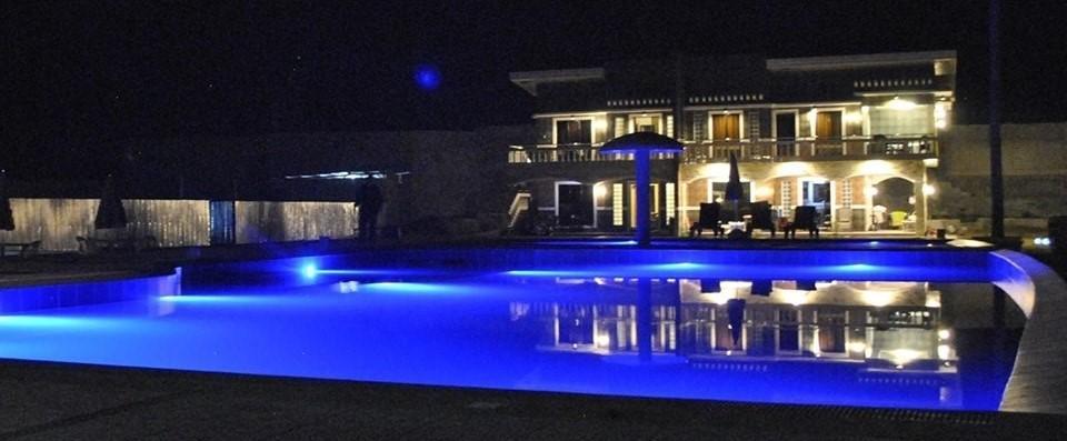 Lagoon Beach Resort Gitagun Exterior foto