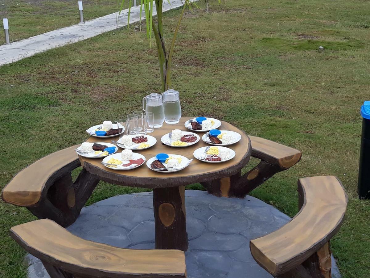 Lagoon Beach Resort Gitagun Exterior foto